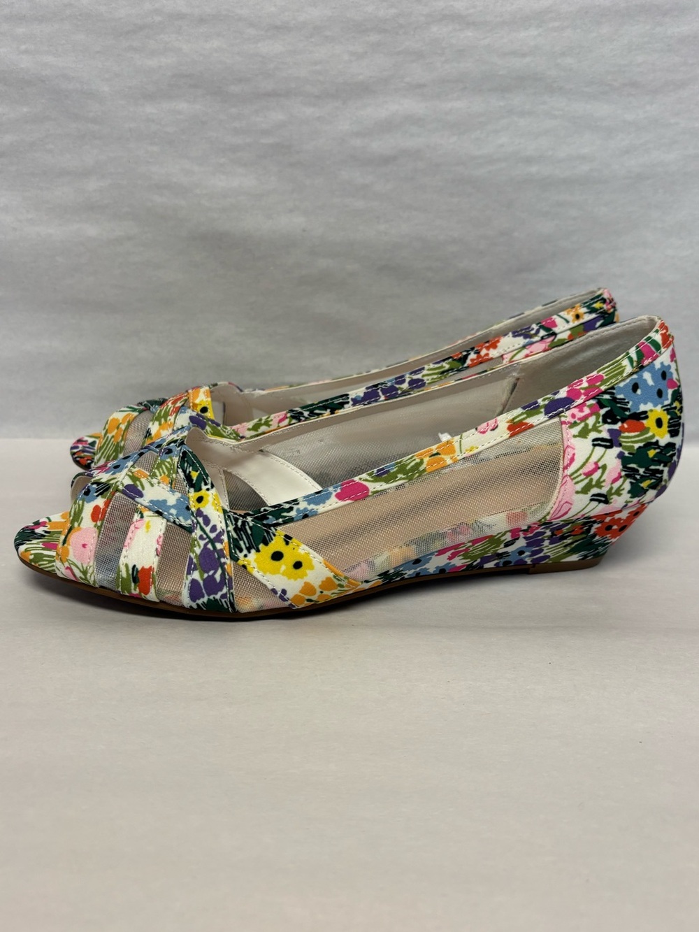East 5th Rani Women's Vibrant Floral Multicolor Slip-On Shoes #5904